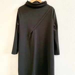 Trapeze Dress with High Collar Size S